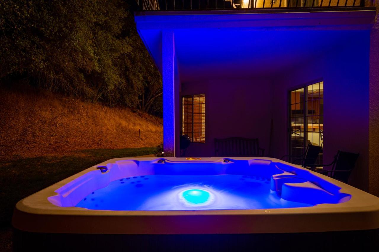 Willa Mountain Majesty-Hot Tub/Pool Table/Generatr/EV/RV Oakhurst Zewnętrze zdjęcie