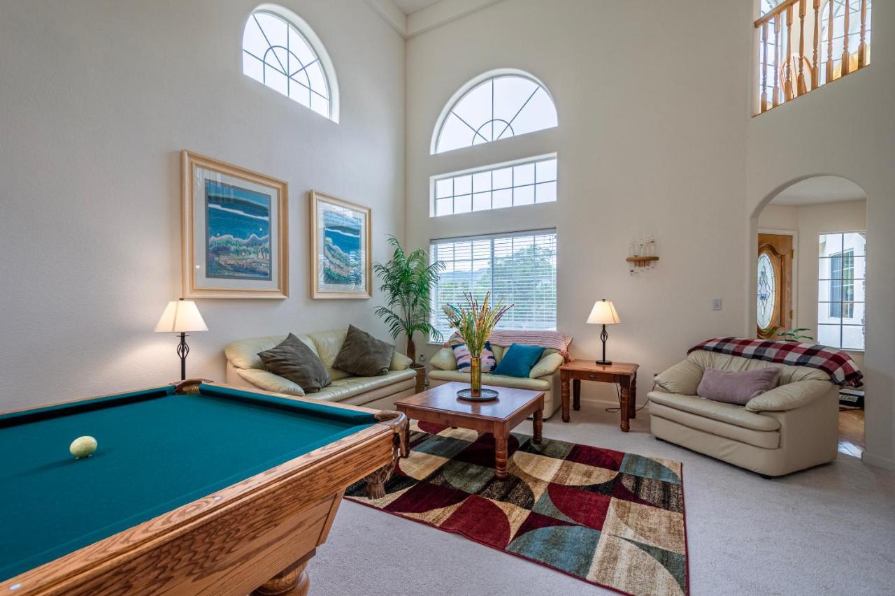 Willa Mountain Majesty-Hot Tub/Pool Table/Generatr/EV/RV Oakhurst Zewnętrze zdjęcie